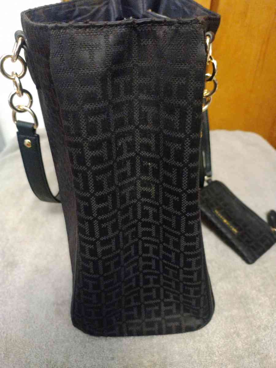 TOMMY HILFIGER Signature Black Canvas Faux Leather Shoulder - Abington, Pennsylvania - FleaMarketBay
