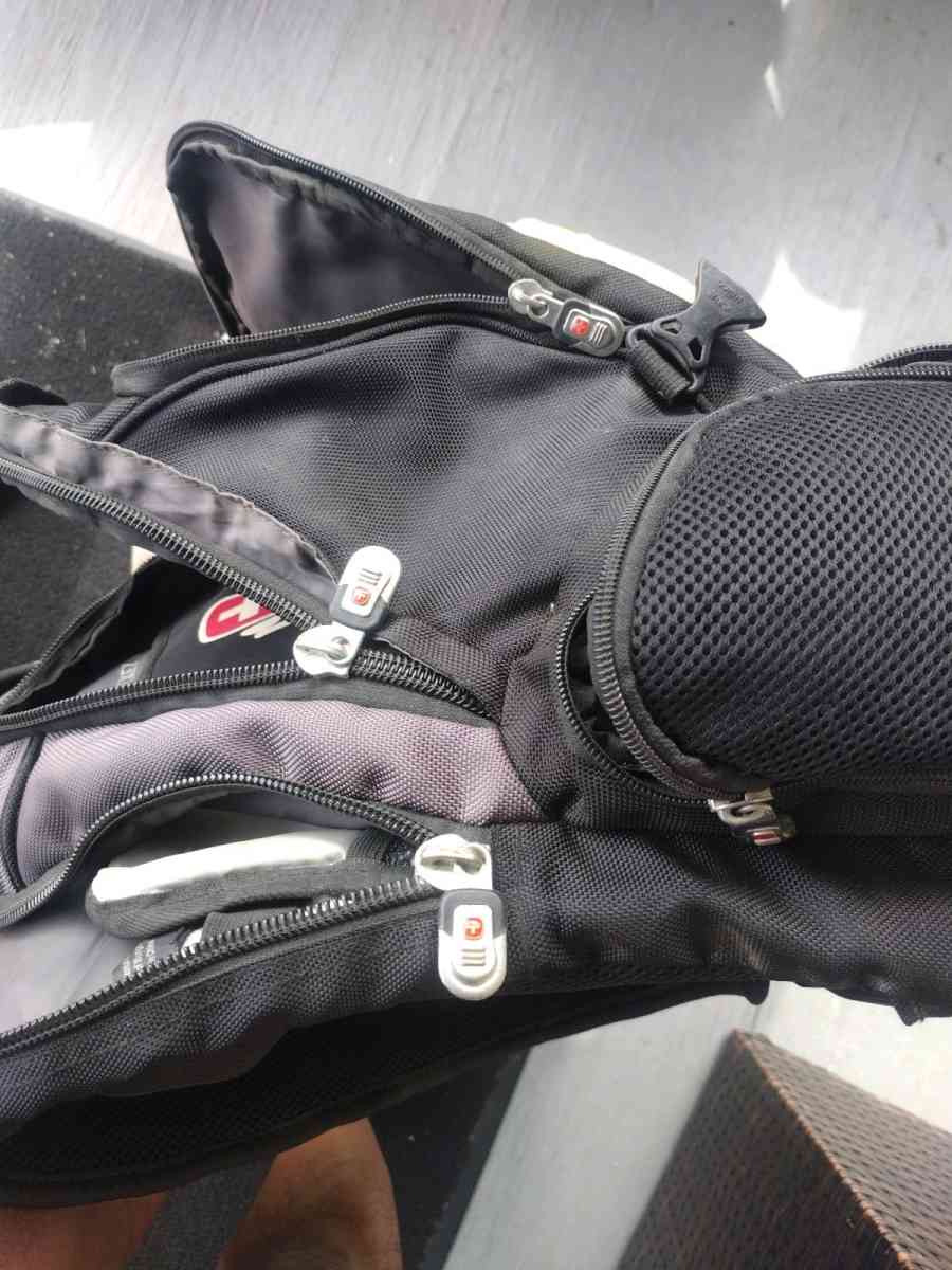 Backpack Swiss Gear Airflow Black Multi Compartments Lap Pad - Abington, Pennsylvania - FleaMarketBay