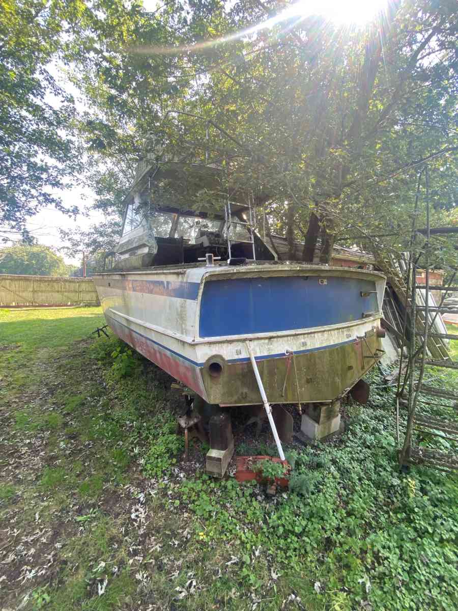 1966 Chris Craft Roamer - Erie, Michigan - FleaMarketBay