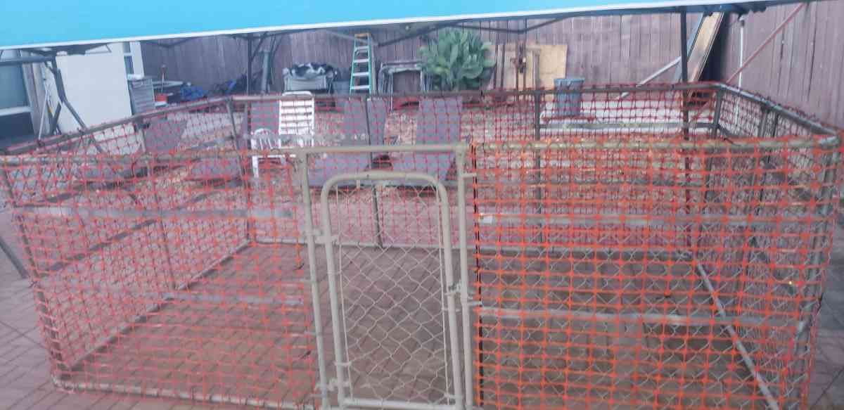 10x8x4ft tall dog kennel - Modesto, California - FleaMarketBay