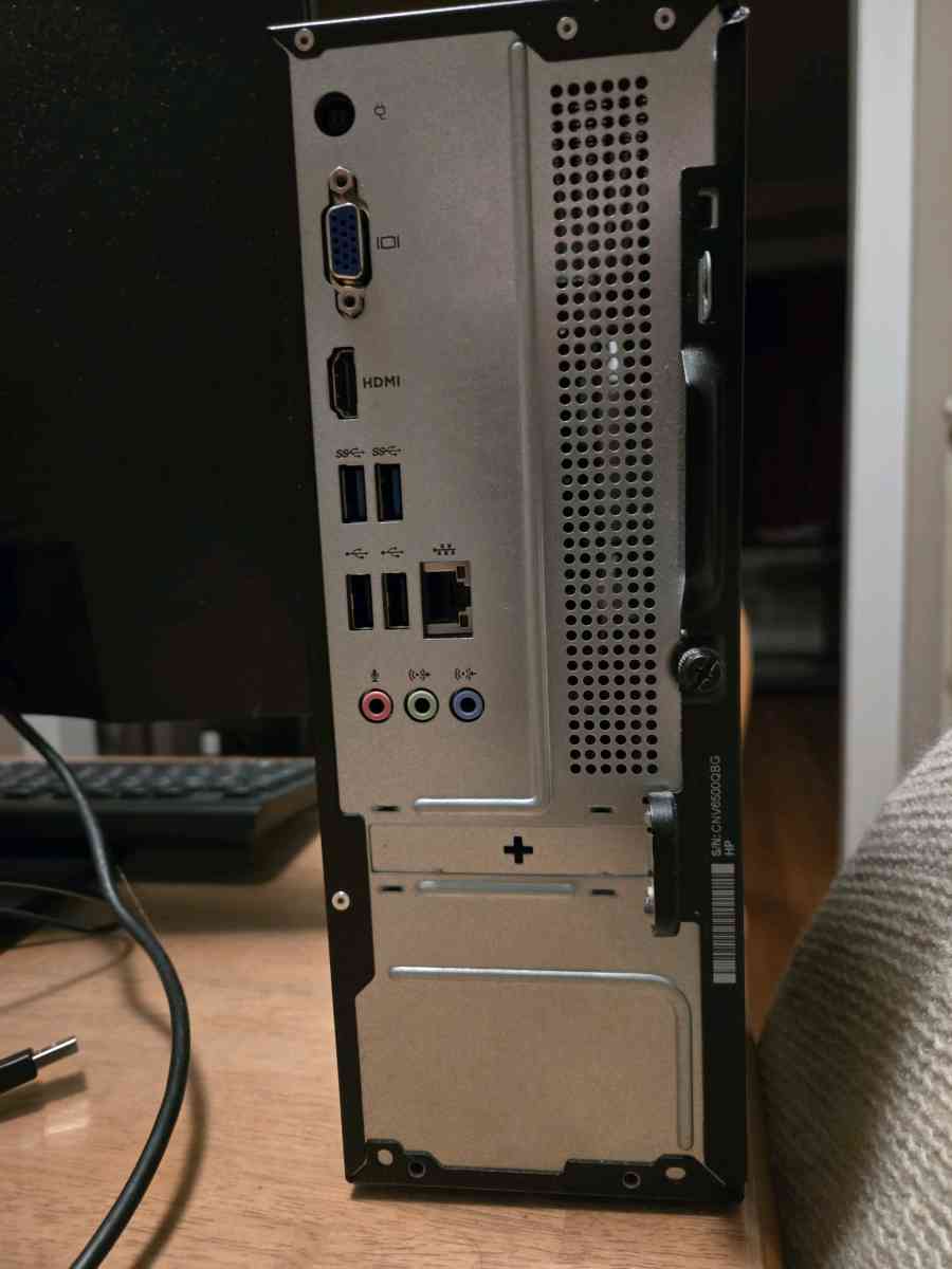 HP Slim Desk Top - Chicago, Illinois - FleaMarketBay