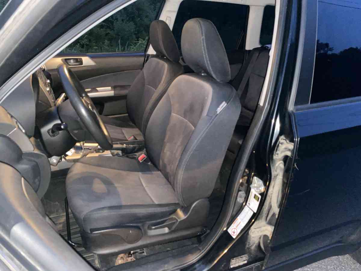 2009 Subaru Forester export 203k clean title beautiful - Bellows Falls, Vermont - FleaMarketBay