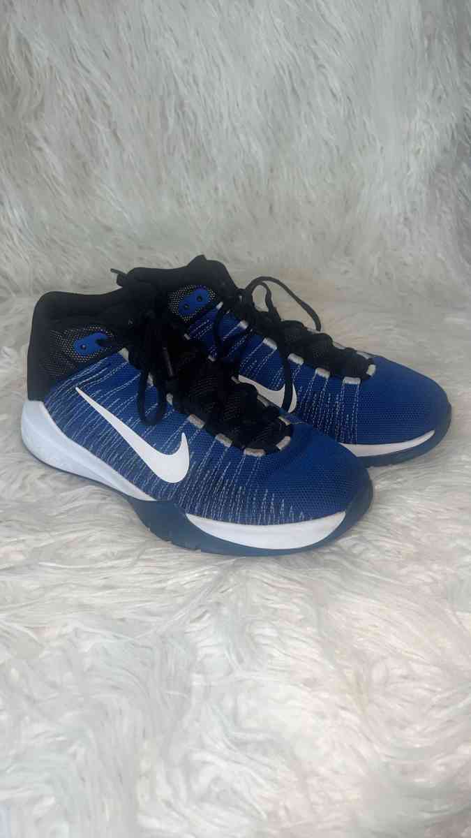 Nike Zoom Ascension GS Game royal  6Y Or Womens Size 75 - North Las Vegas, Nevada - FleaMarketBay