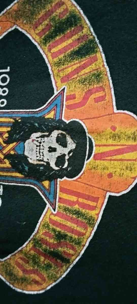 Guns N Roses 1988 Tour Tshirt - Norristown, Pennsylvania - FleaMarketBay