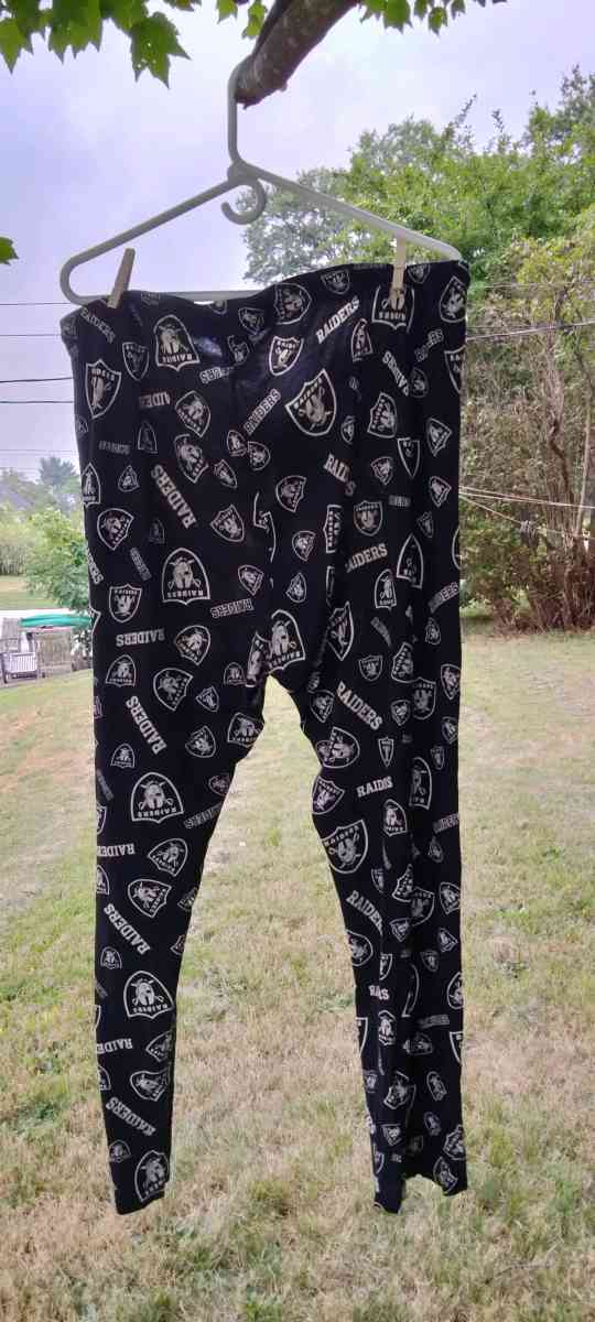 Las Vegas Raiders Lounge Pants - Norristown, Pennsylvania - FleaMarketBay