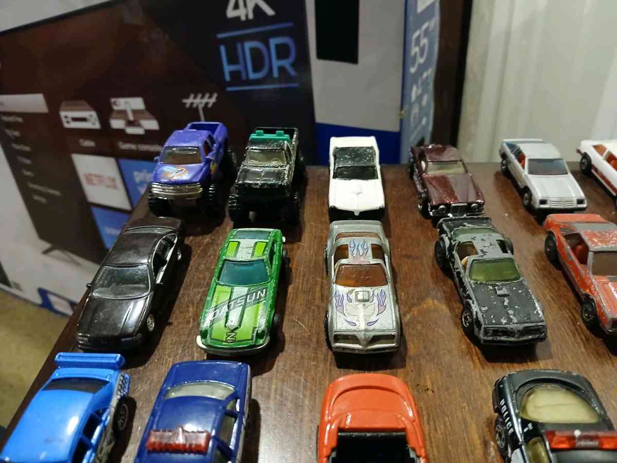 old school hot wheels - Tyler, Texas - FleaMarketBay