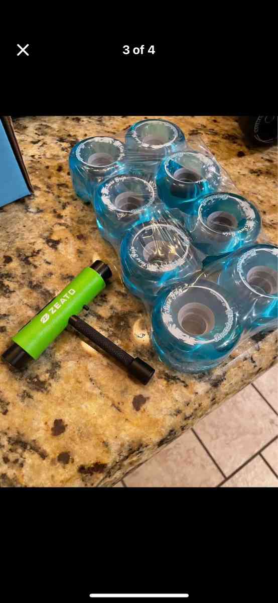 Sure Grip Boardwalk Skates - Jacksonville, Florida - FleaMarketBay