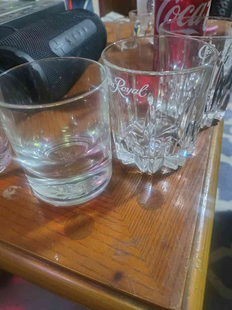crown royal cups - Eunice, Louisiana - FleaMarketBay