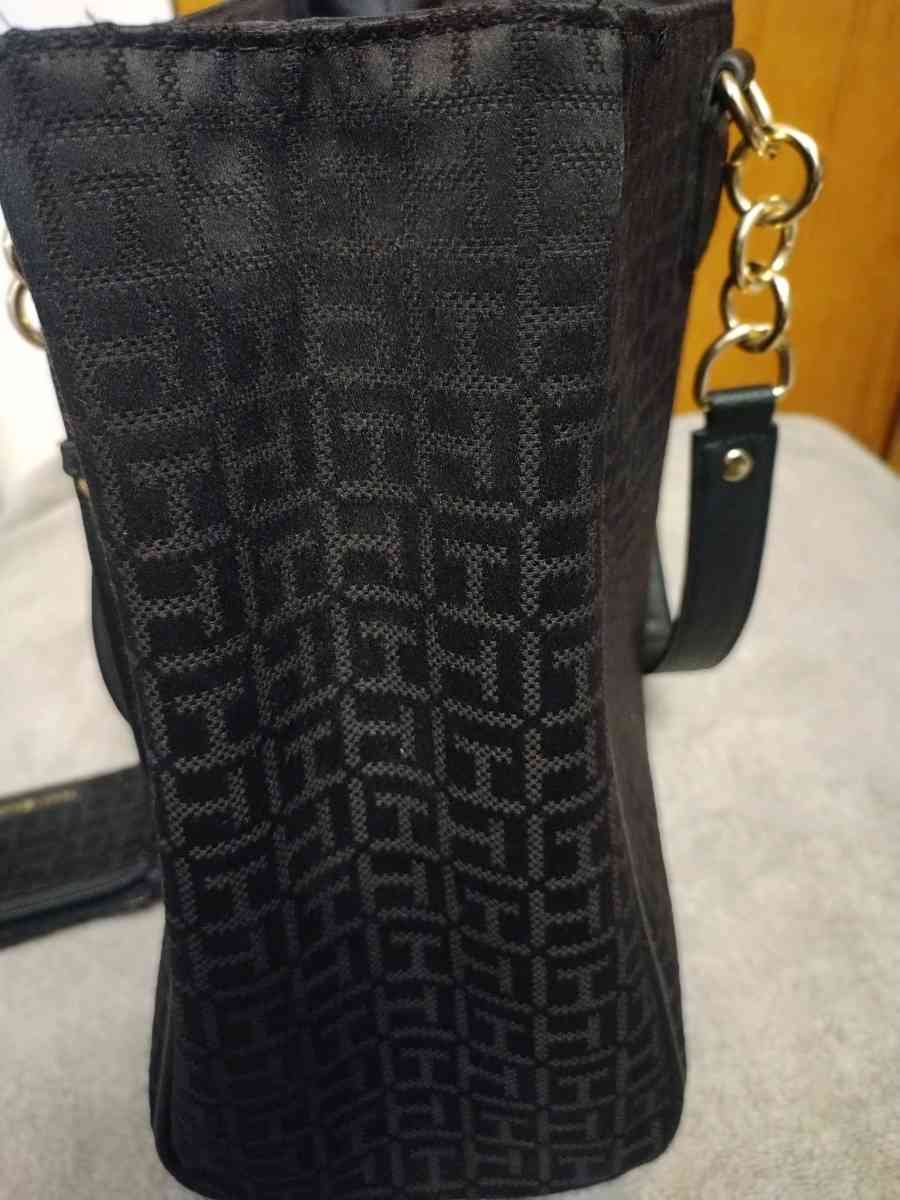 TOMMY HILFIGER Signature Black Canvas Faux Leather Shoulder - Abington, Pennsylvania - FleaMarketBay