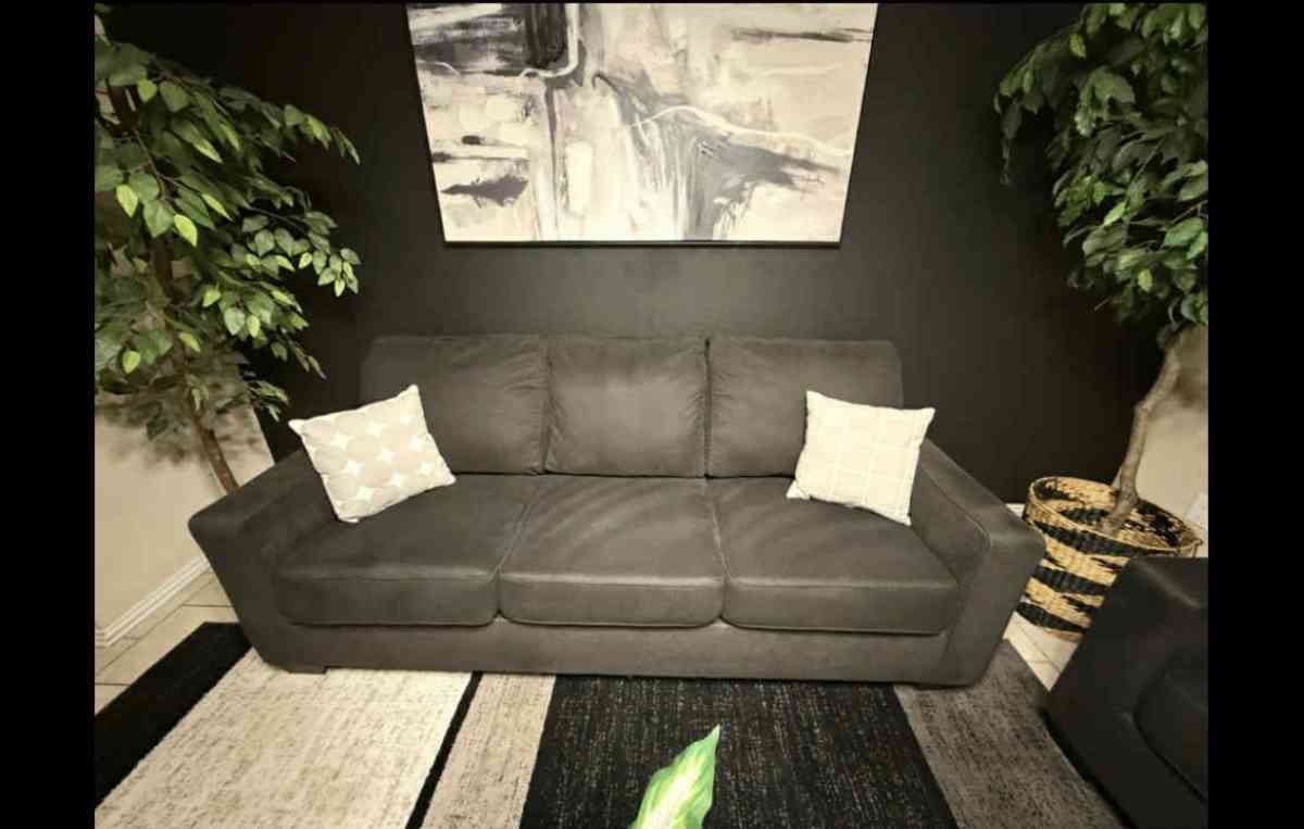 sofas - San Antonio, Texas - FleaMarketBay
