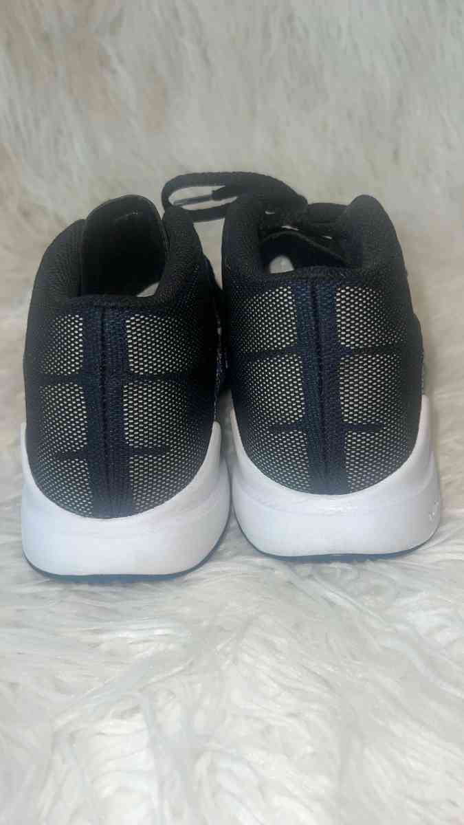 Nike Zoom Ascension GS Game royal  6Y Or Womens Size 75 - North Las Vegas, Nevada - FleaMarketBay