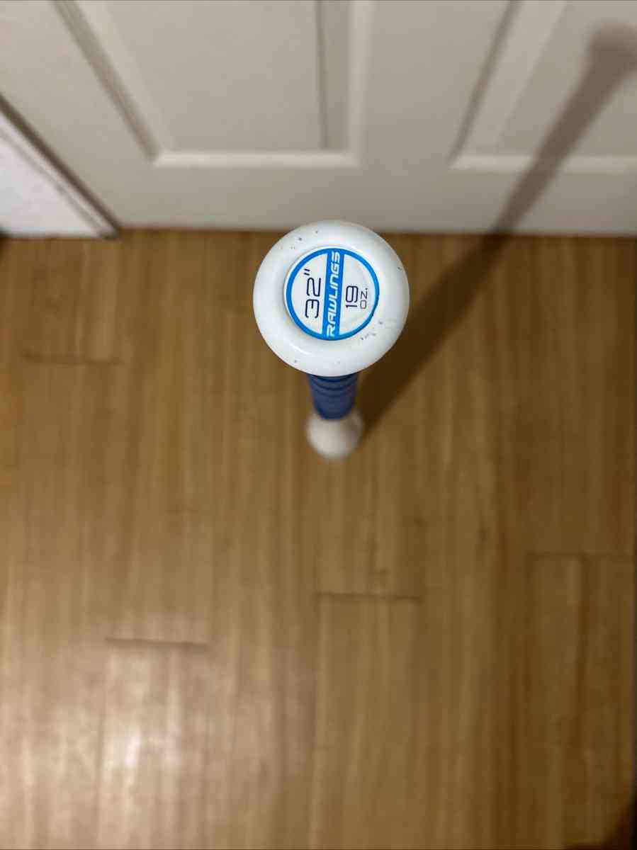 Rawling softball bat 32in 19oz - Lubbock, Texas - FleaMarketBay