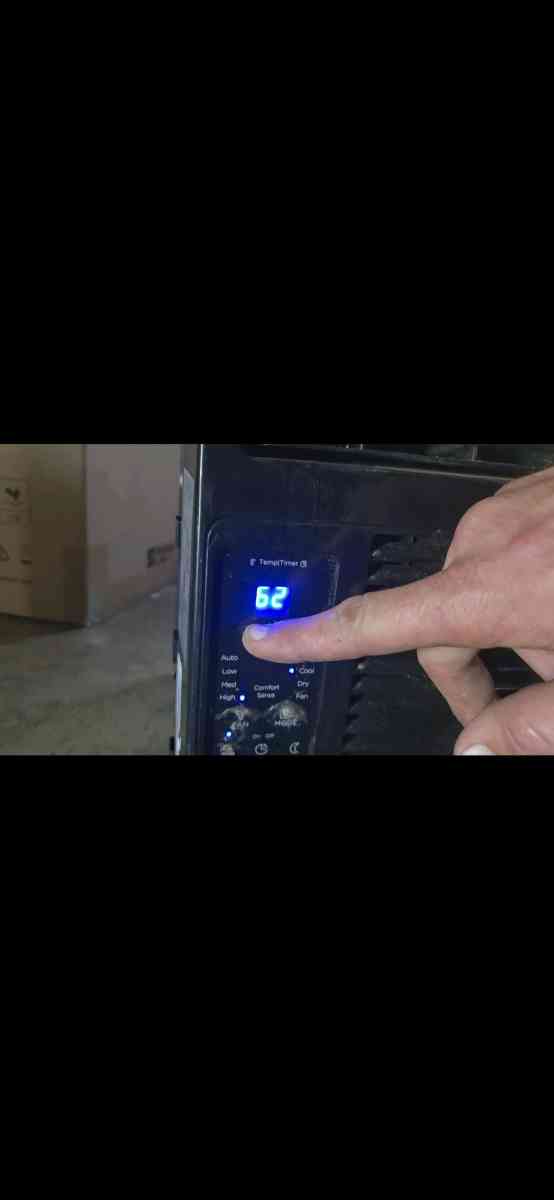 gently used Air Conditioner - Franklin, Ohio - FleaMarketBay