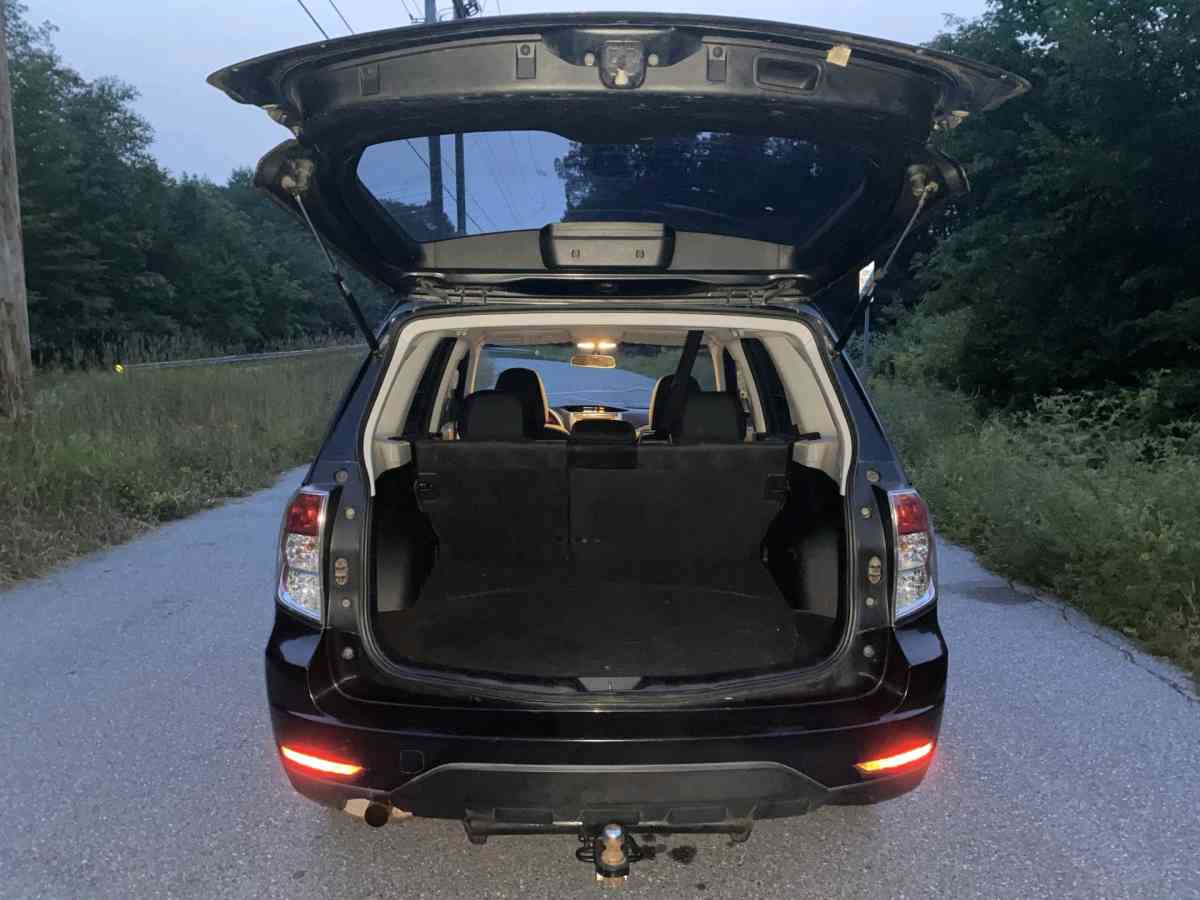 2009 Subaru Forester export 203k clean title beautiful - Bellows Falls, Vermont - FleaMarketBay