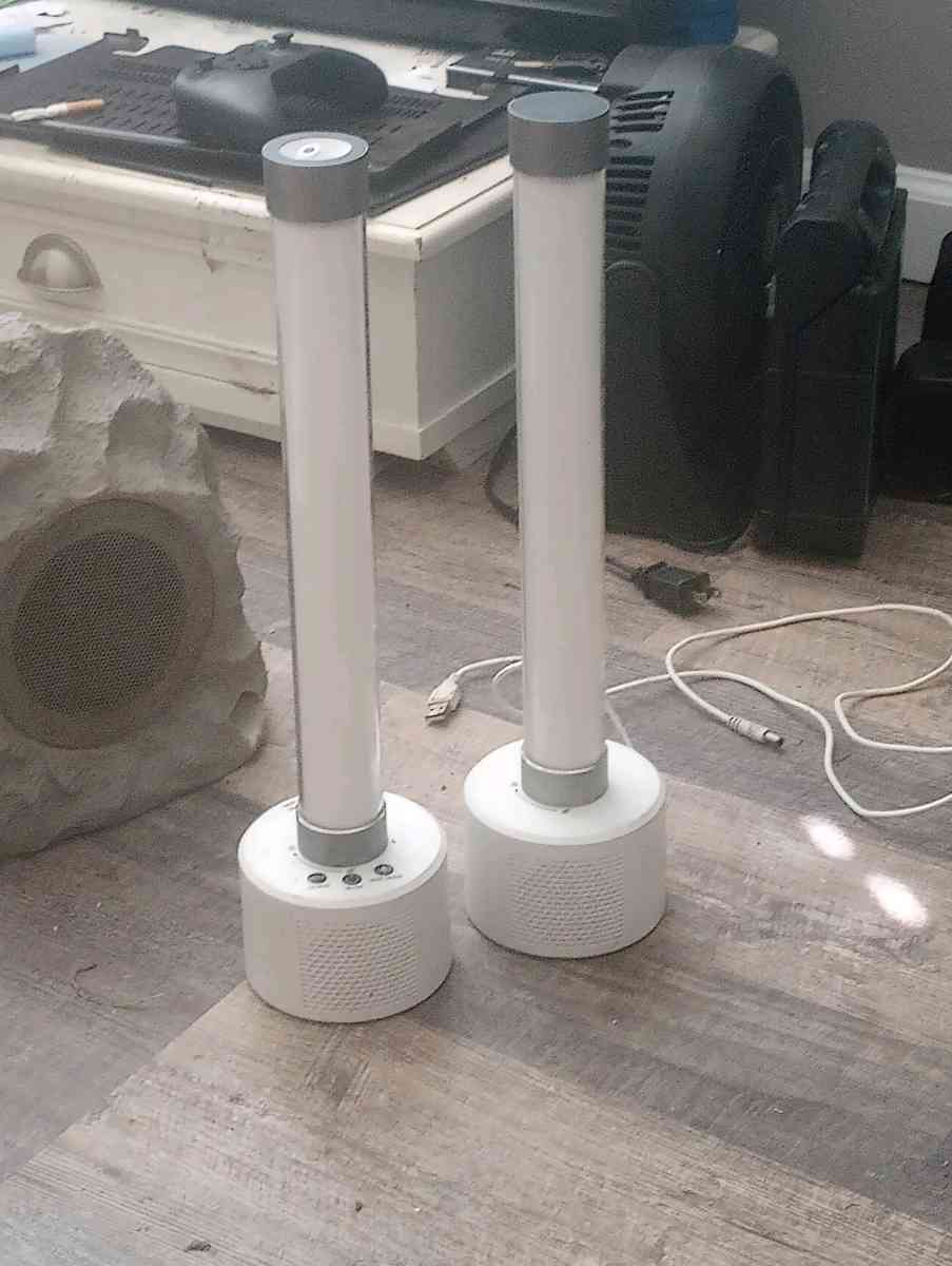 Bluetooth speakers - Omaha, Nebraska - FleaMarketBay