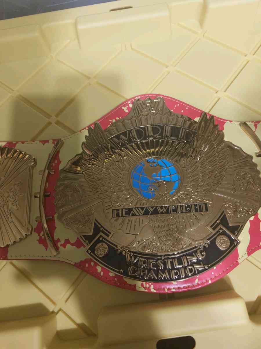 red and yellow winged eagle autographed Hulk Hogan Hall of F - Decatur, Georgia