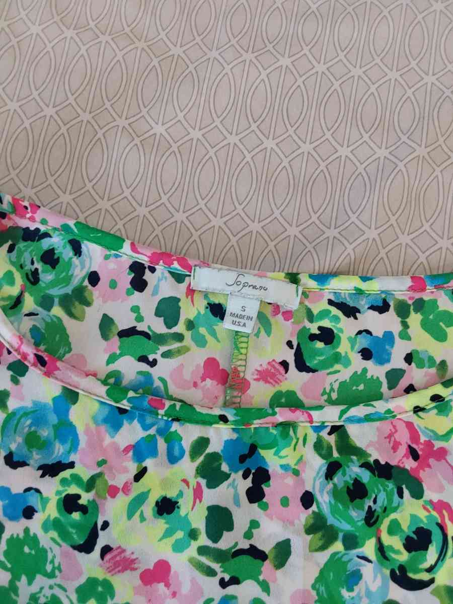 top New - California City, California - FleaMarketBay