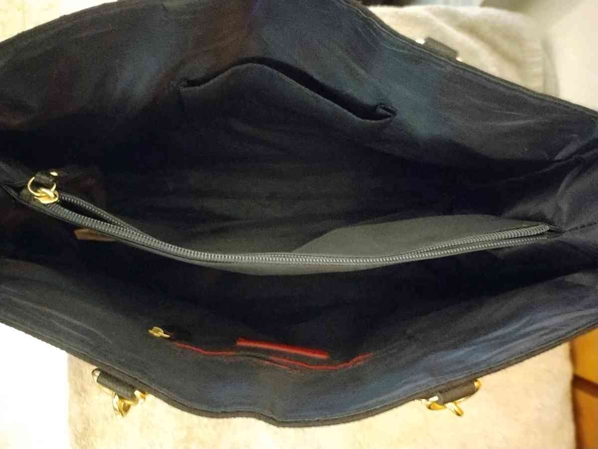 TOMMY HILFIGER Signature Black Canvas Faux Leather Shoulder - Abington, Pennsylvania - FleaMarketBay