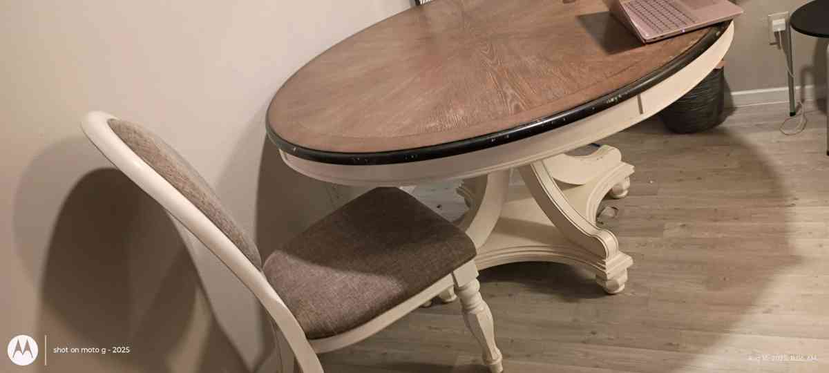 French Market dining table with 3vm chairs - San Antonio, Texas - FleaMarketBay