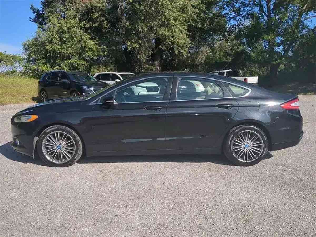 Used 2013 Ford Fusion SE - Bradenton, Florida - FleaMarketBay