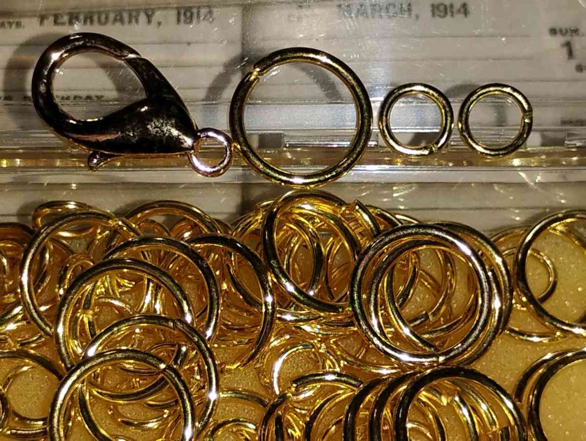 findings to make jewelry custom sets available - Adolph, Minnesota - FleaMarketBay