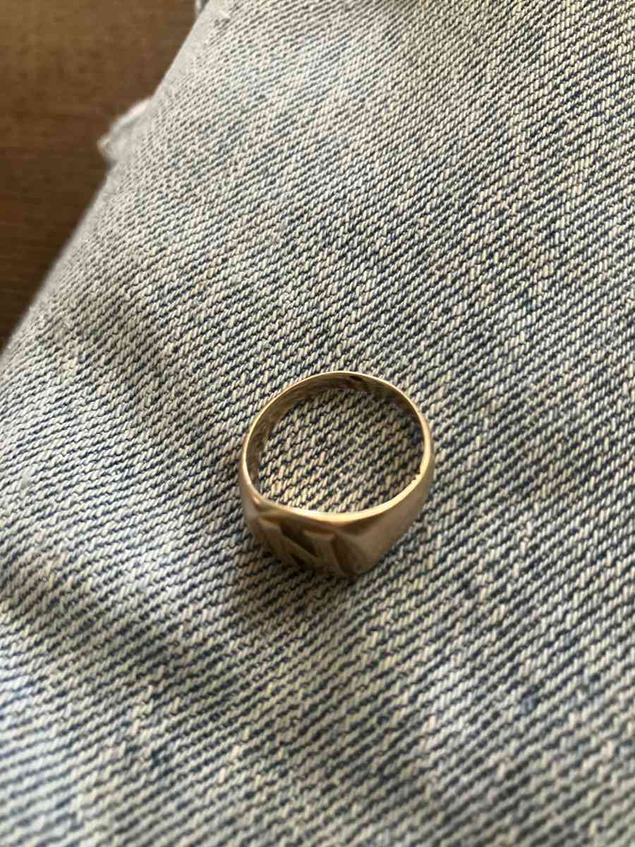 gold ring