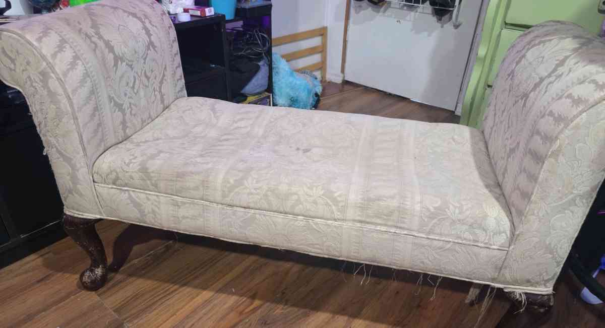 chair - Swansboro, North Carolina