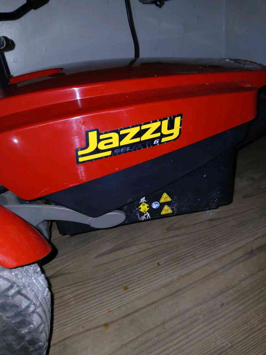 Jazzy Select 6 Powerchair - Bessemer City, North Carolina - FleaMarketBay