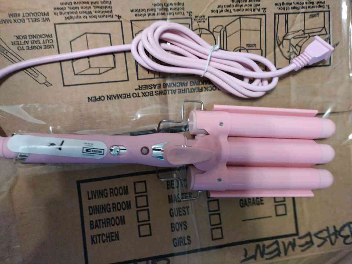 MERMADE PRO HAIR WAVER Pink 32mm 125 Wavy Hair Styling Tool - Abington, Pennsylvania - FleaMarketBay