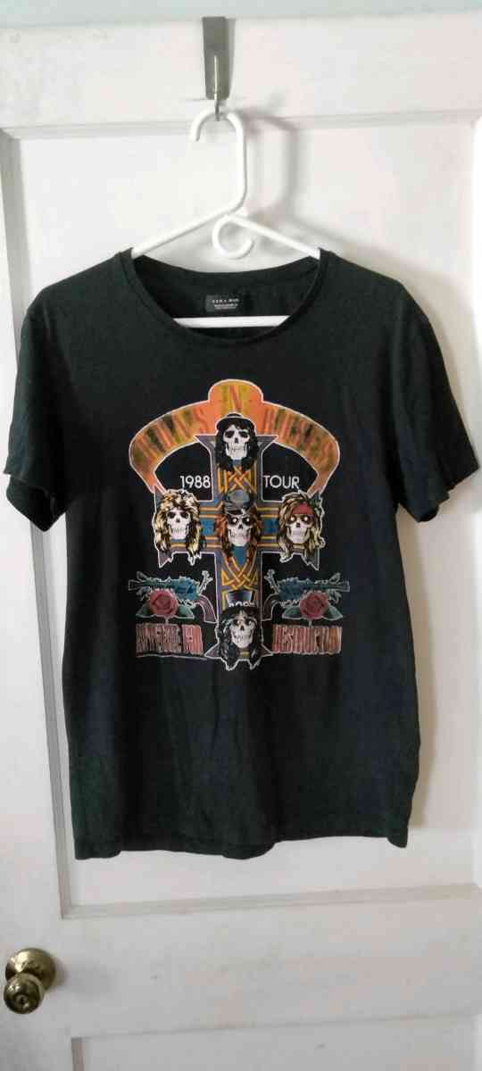 Guns N Roses 1988 Tour Tshirt - Norristown, Pennsylvania