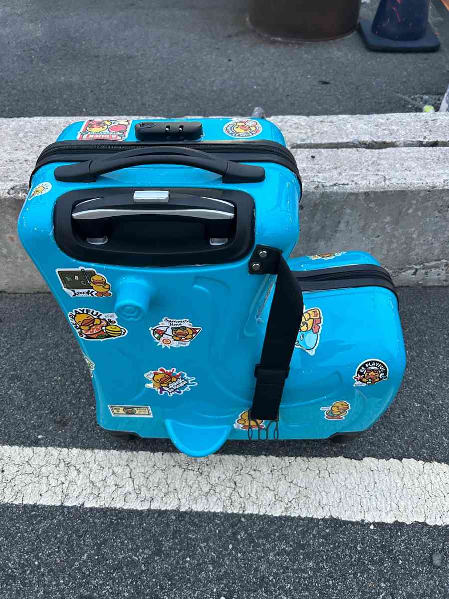 20 inch kids right on suitcase children ride on luggage with - Rochelle Park, New Jersey - FleaMarketBay
