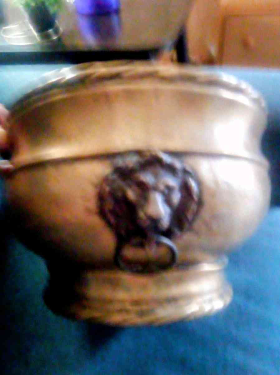 An Antique brass planter - Marion, North Carolina - FleaMarketBay