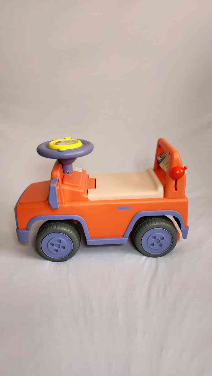 BLUEY FOOTTOFLOOR RIDEON TOY - Las Vegas, Nevada - FleaMarketBay