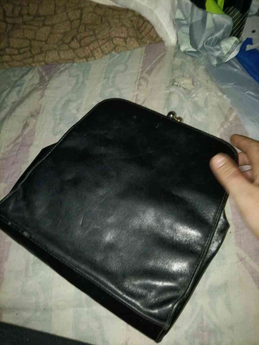 vintage Kathy Lee collection clutch bag - Calhoun City, Mississippi - FleaMarketBay