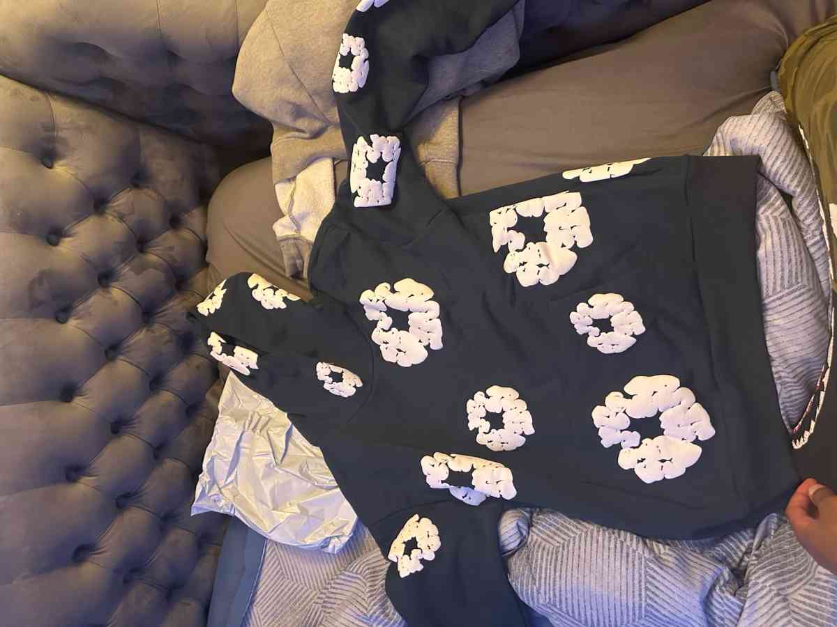 denim tears navy blue medium - Goodlettsville, Tennessee - FleaMarketBay