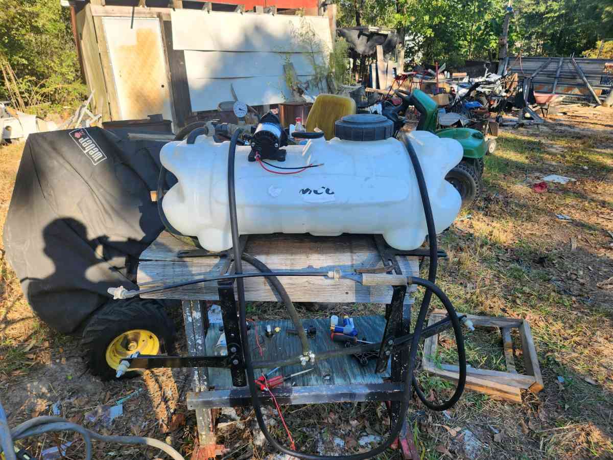 13 gallon food plot sprayer New pump - Leesville, South Carolina - FleaMarketBay