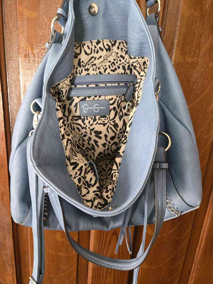 Jessica Simpson Blue Tote bag purse - Washington Island, Wisconsin - FleaMarketBay
