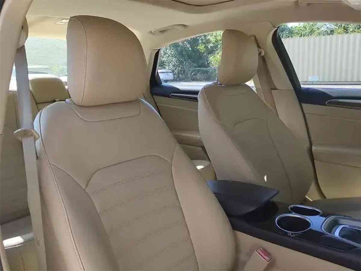 Used 2013 Ford Fusion SE - Bradenton, Florida - FleaMarketBay