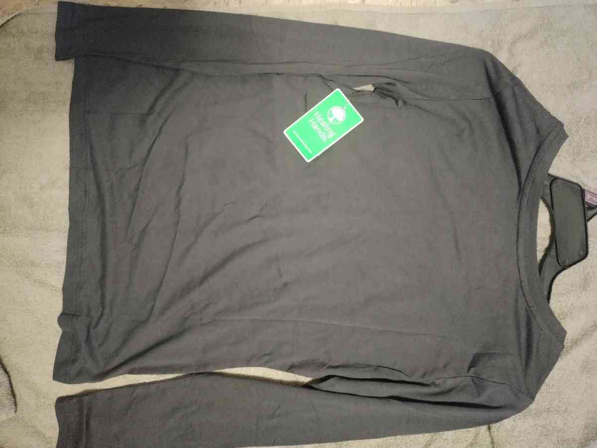 Healing Hands Womens Scrub Top Size M - Abington, Pennsylvania - FleaMarketBay