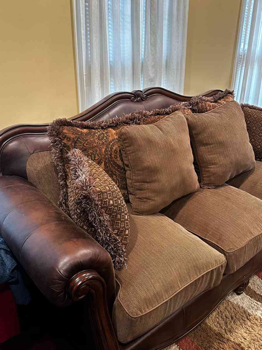 Sofa and Love seat - Stafford, Virginia - FleaMarketBay