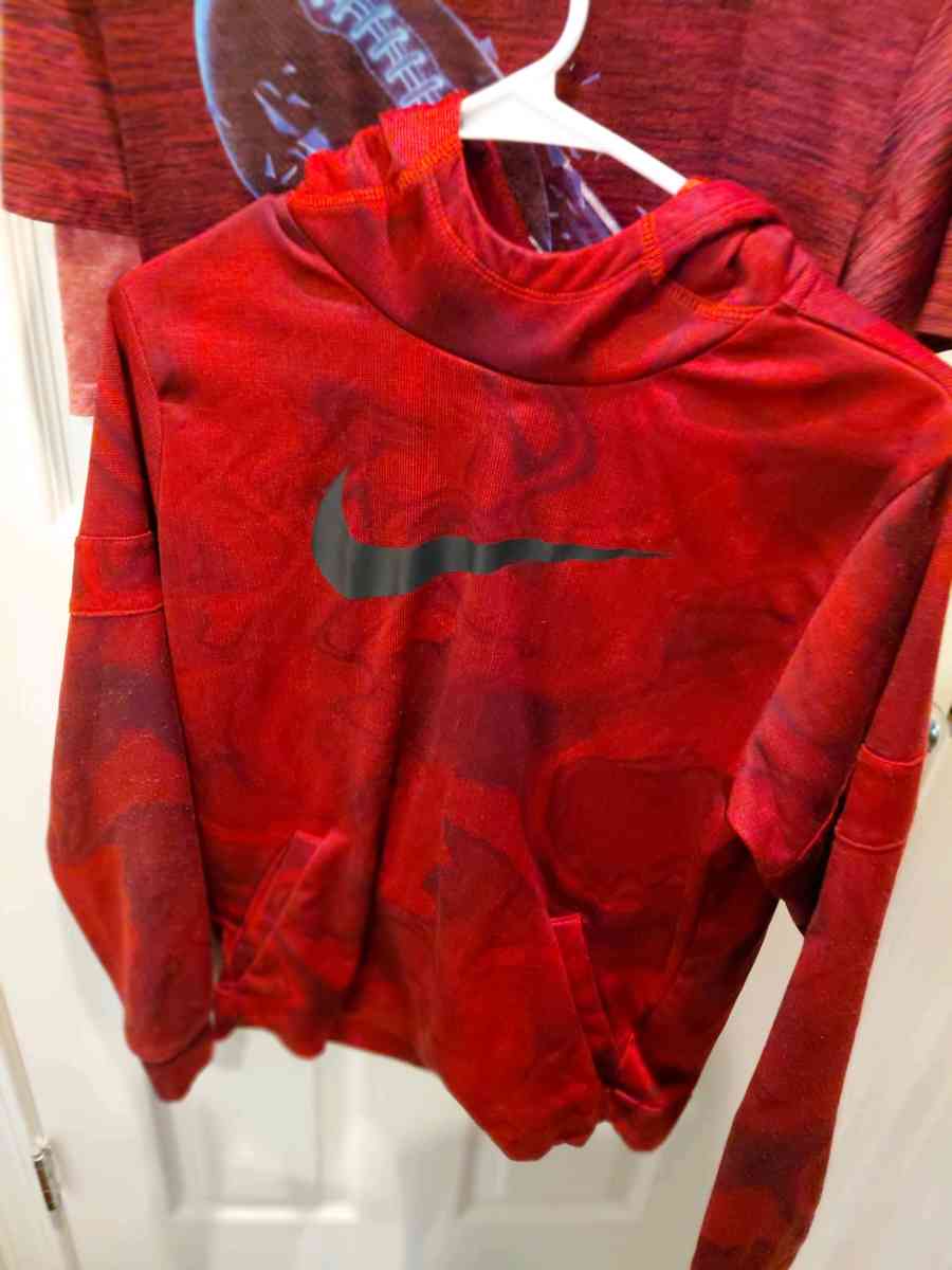 Youth size L 21 pc top lot Nike Under Armour and more - Sparks, Nevada - FleaMarketBay