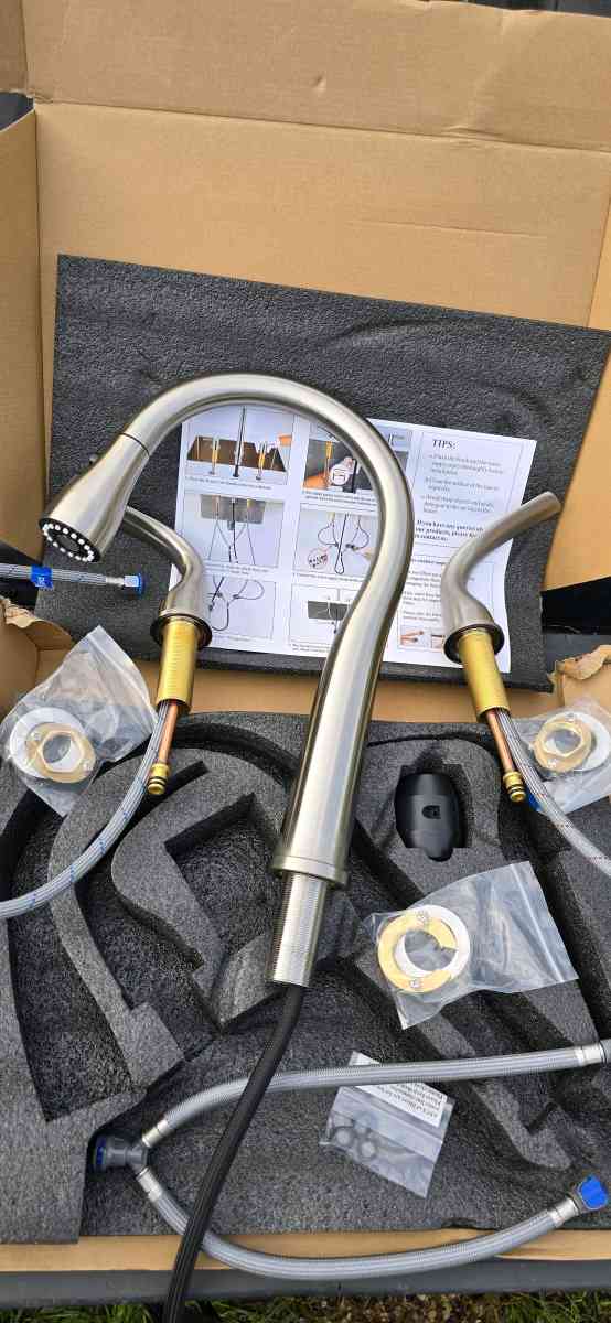 kitchen Faucet - Miami, Florida - FleaMarketBay