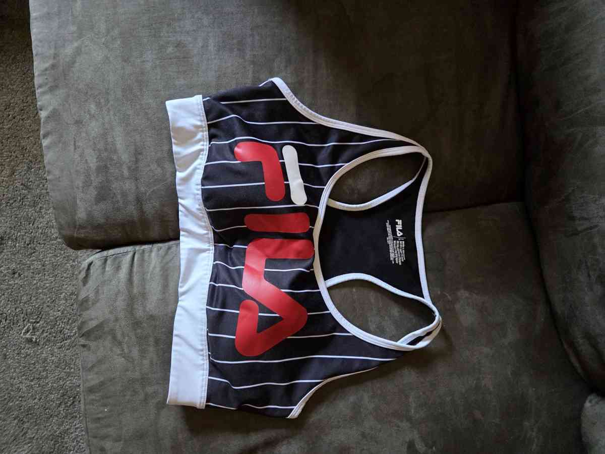 Sports bras and bras - Portland, Oregon