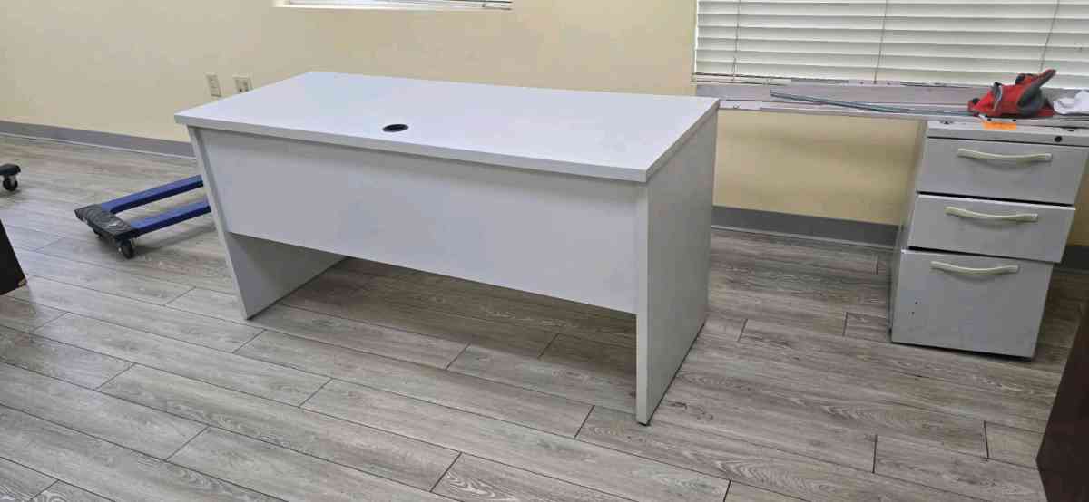 two desk - Riverview, Florida - FleaMarketBay