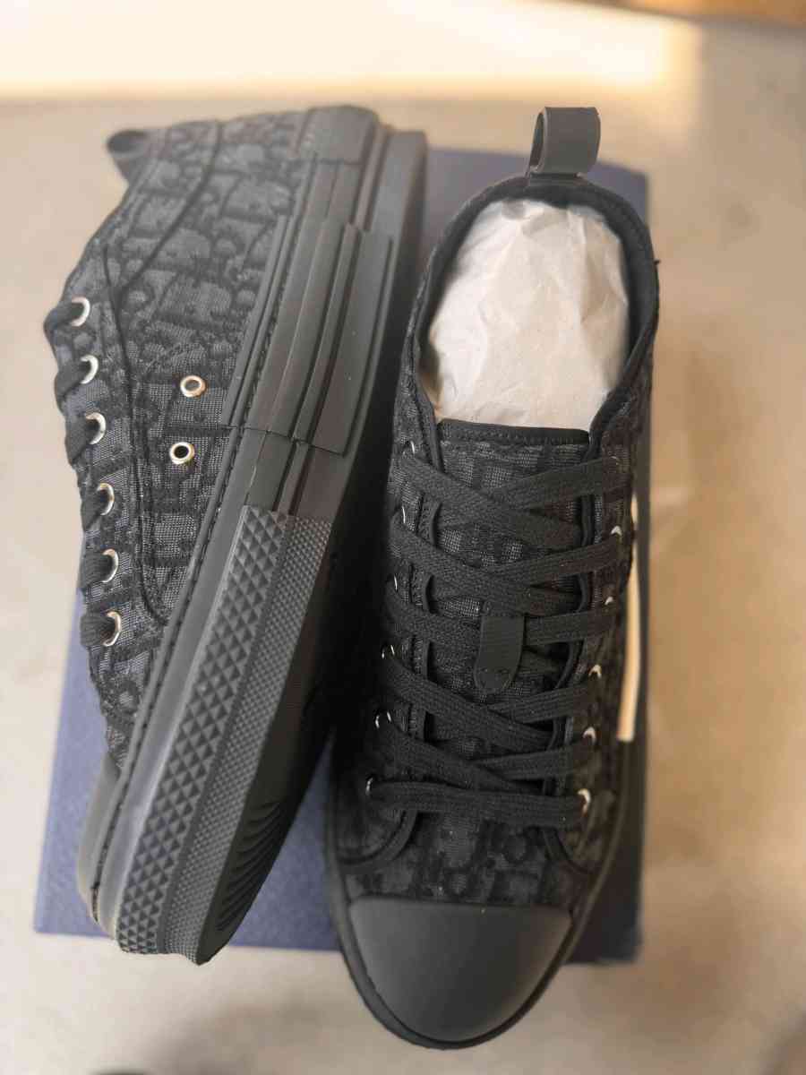 Men shoes - Los Angeles, California - FleaMarketBay