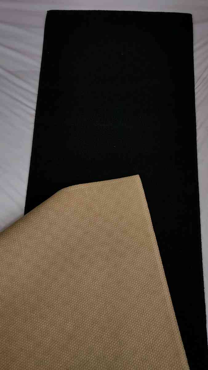 MEDALLION BLACK 2 FT X 8 FT RUNNER RUG - Las Vegas, Nevada - FleaMarketBay