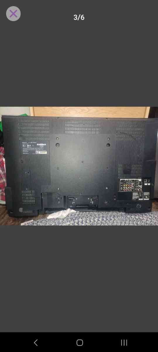 Sony TV 40 - Chelsea, Massachusetts - FleaMarketBay