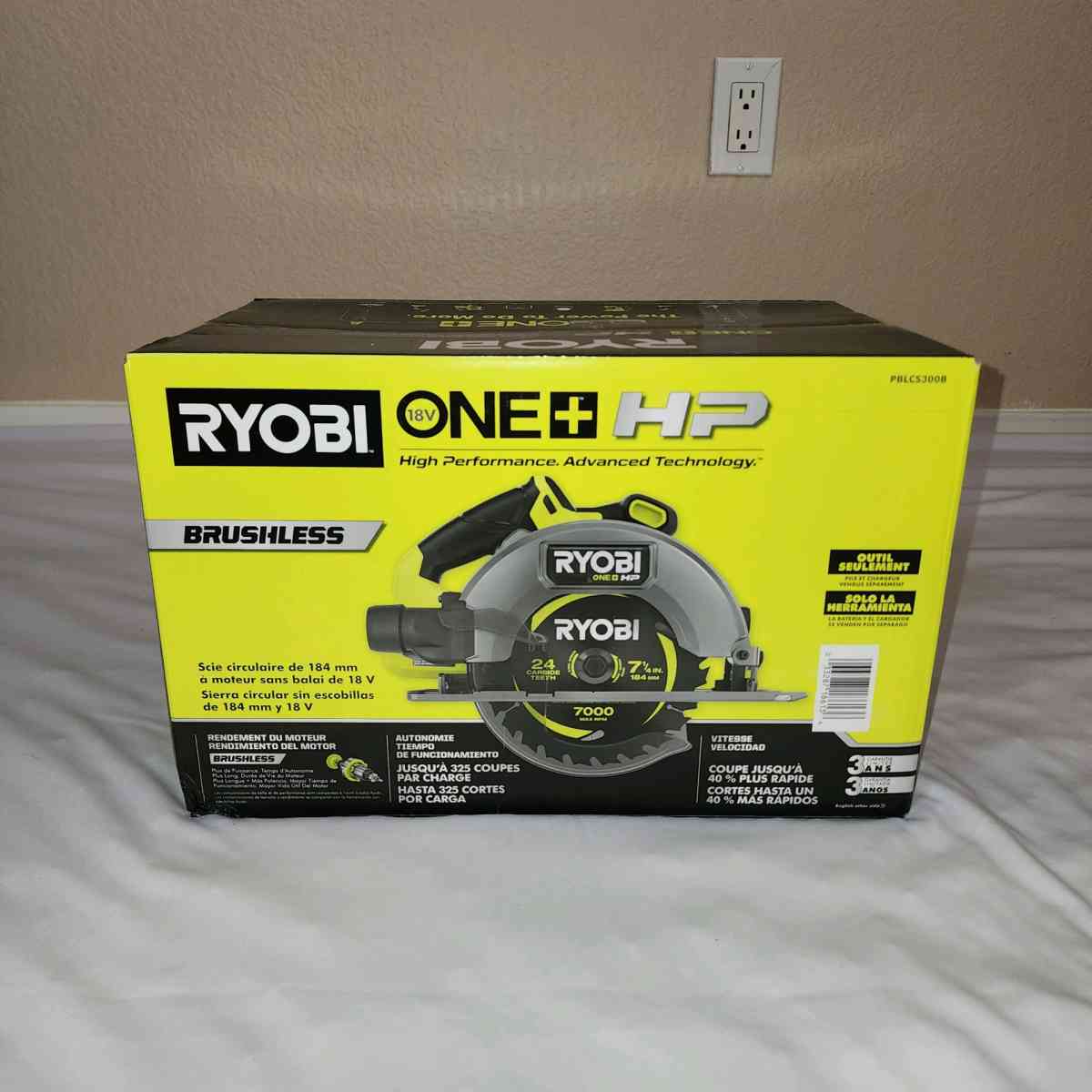 RYOBI ONE HP 18V BRUSHLESS CORDLESS 714 IN CIRCULAR SAW - Las Vegas, Nevada - FleaMarketBay