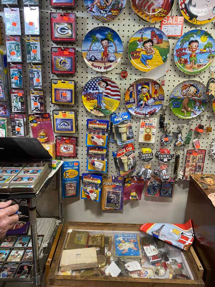 Antique Mall - Oklahoma City, Oklahoma - FleaMarketBay