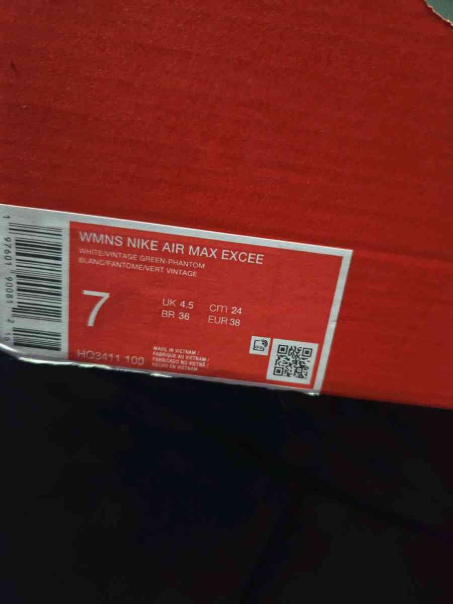 brand new womens nike - Oberlin, Kansas - FleaMarketBay